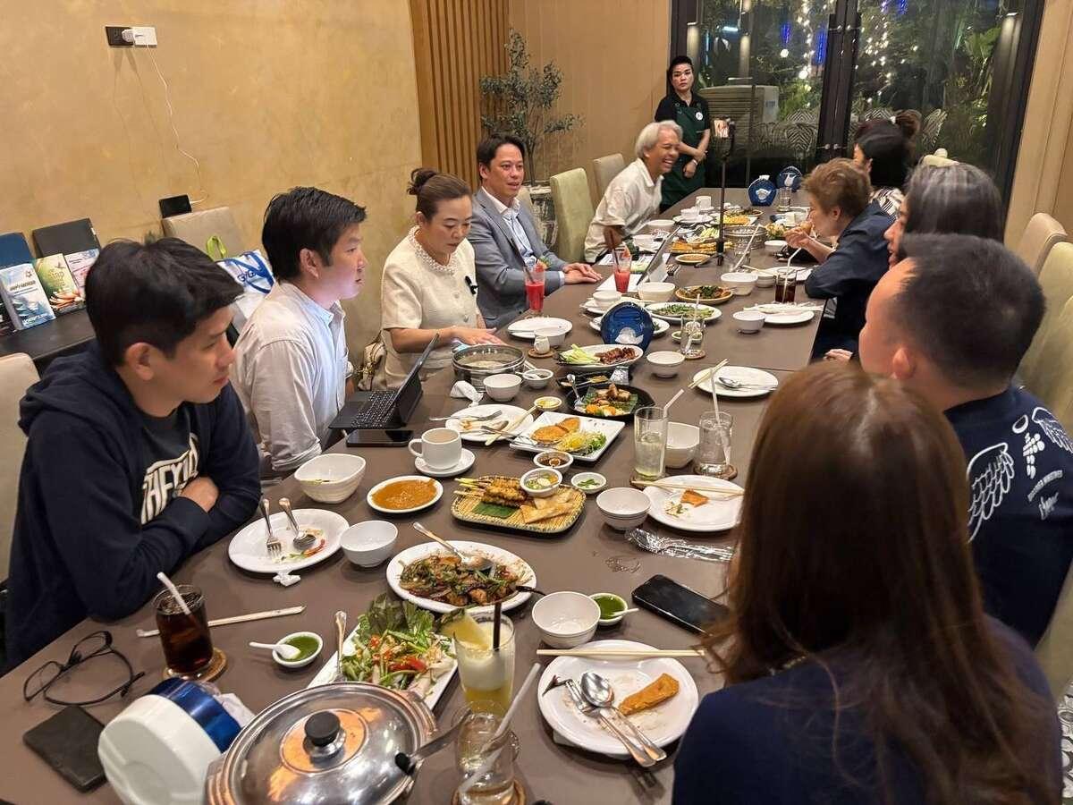 Partners meeting and Thai feast with Pastor Steve Cioccolanti in Bangkok, Thailand